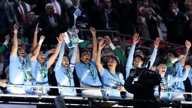LONDON, ENGLAND - MARCH 22: Bernardo Silva of Manchester City lifts the Carabao Cup trophy after the team's victory in the Carabao Cup Final match Arsenal and between Manchester City at Wembley Stadium on March 22, 2026 in London, England. (Photo by Justin Setterfield/Getty Images)