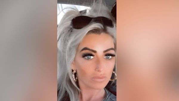 Headshot of Scarlett Faulkner