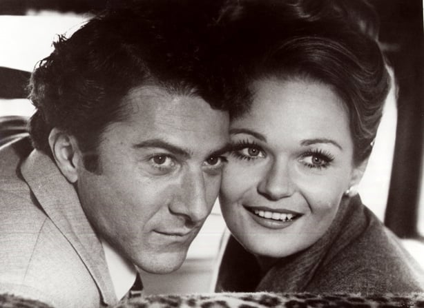 Dustin Hoffman as Lenny Bruce and Valerie Perrine as Honey Bruce