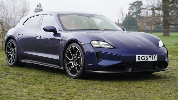 Taycan Turbo S Sport Turismo