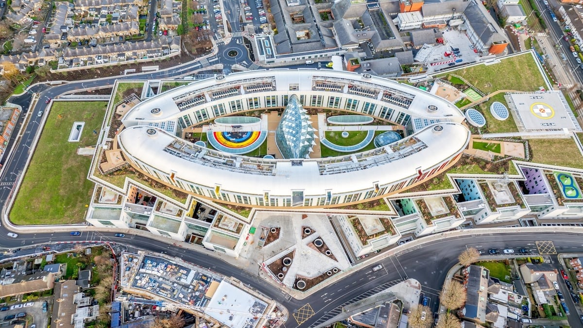 No date for completion of children's hospital, PAC told