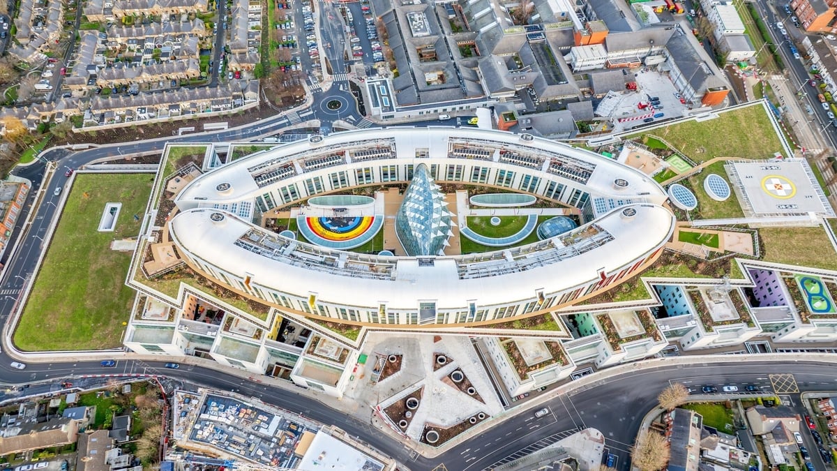 National Childrens' Hospital, will miss its 18th deadline for completion of the facility next month.