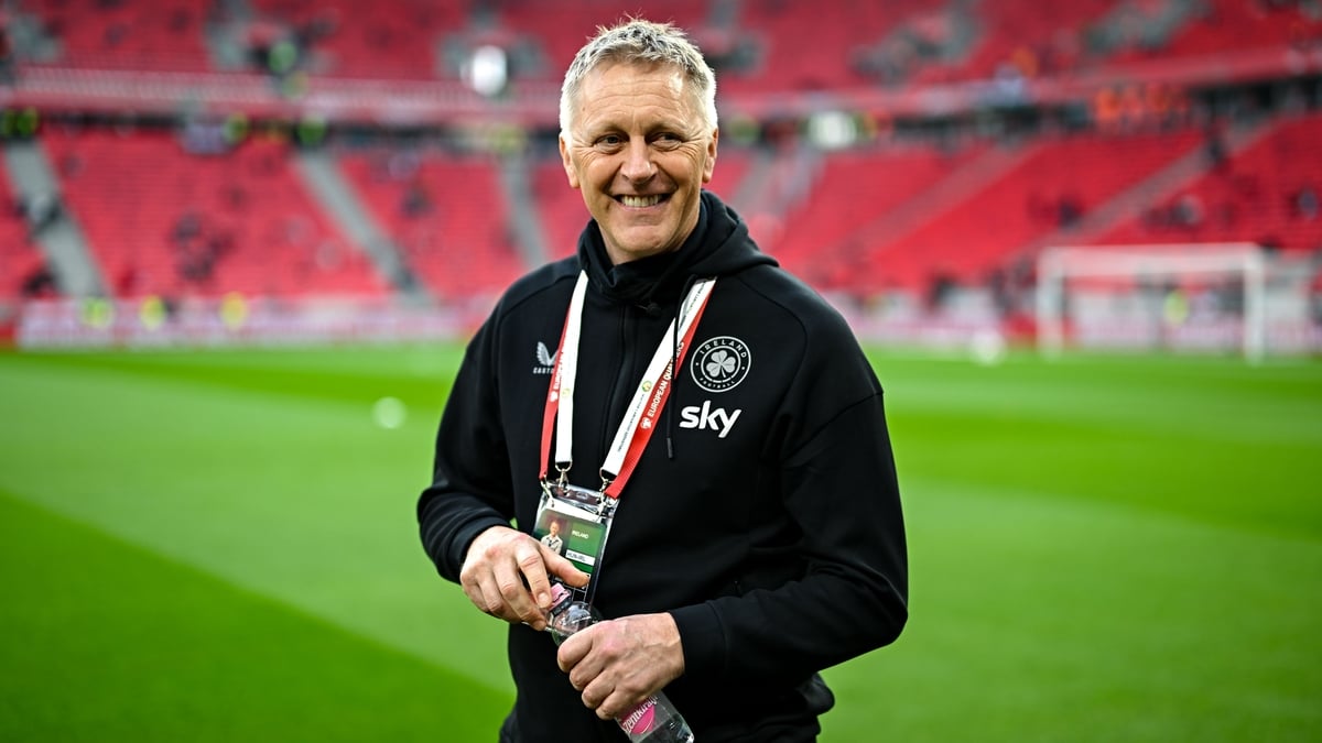 Match view from Heimir Hallgrimsson's home country, Iceland