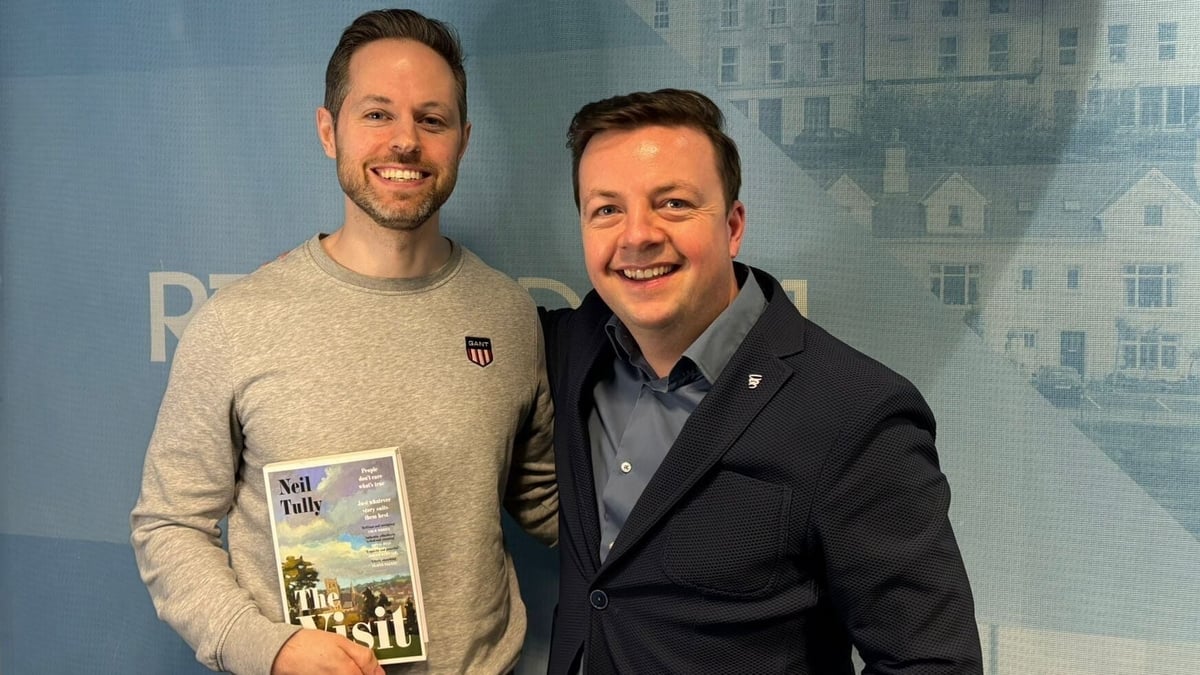 Neil Tully, The Visit