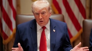 Donald Trump has again postponed plans to start destroying Iranian energy plants show image