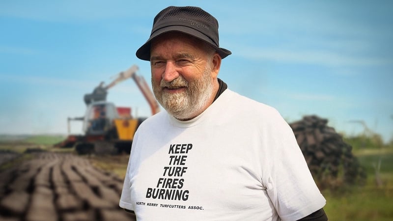 Mick Scannell on Moanveanlagh Bog, Kerry