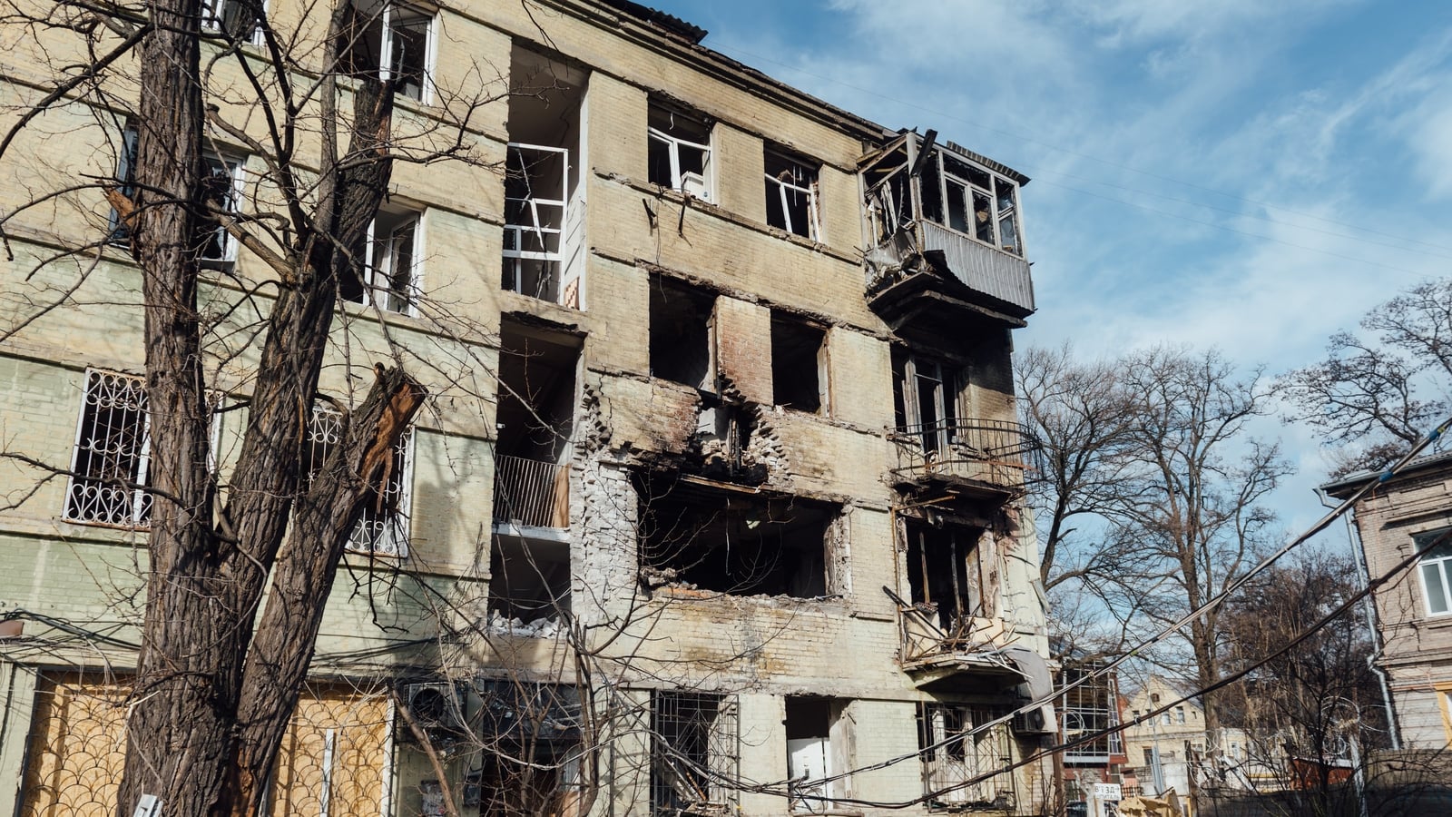 Russian strikes on Ukraine kill four - authorities