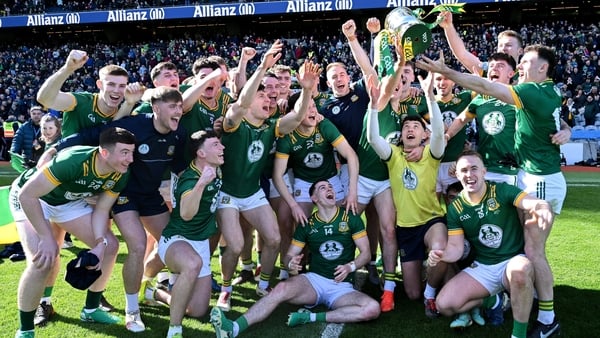 29 March 2026; The Meath players celebrate with the cup after the Allianz Football League Division 2 final match between Meath and Cork at Croke Park in Dublin. Photo by Ray McManus/Sportsfile