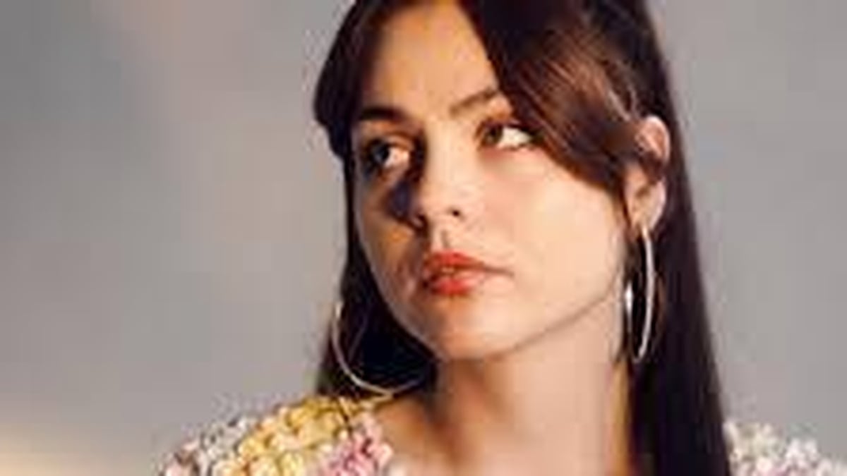 Singer-songwriter Lucy McWilliams