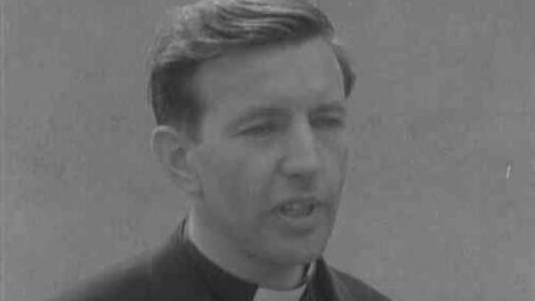 Priest protests census in 1971
