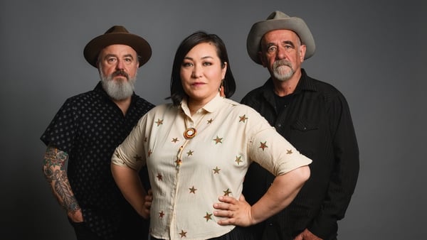 DIYET & THE LOVE SOLDIERS Photo by Alistair Maitland Photography