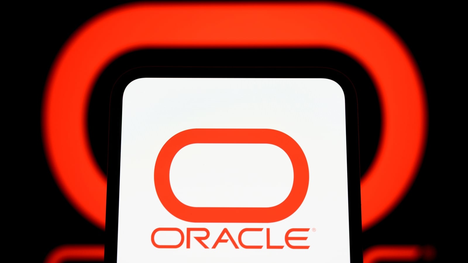 Oracle Posts 80% Profit Surge While Launching Global Redundancy Programme Affecting Irish Workers