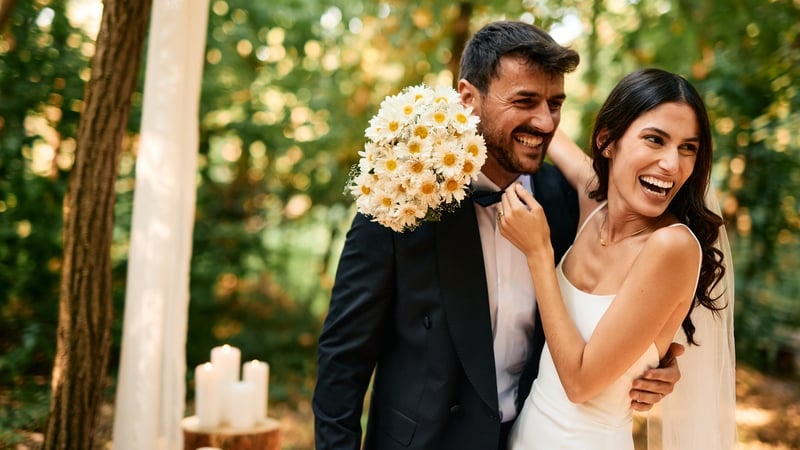 5 wedding day lessons brides wish they knew before saying "I do"