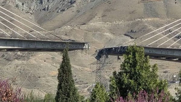 B1 bridge - pic taken from tweet from Iranian foreign minister