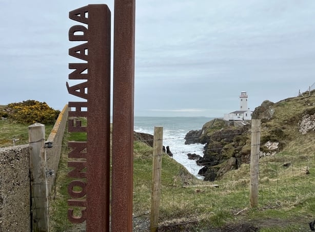 A sign which says 'Cionn Fhanada' is pictured at Fanad Head in Co Donegal