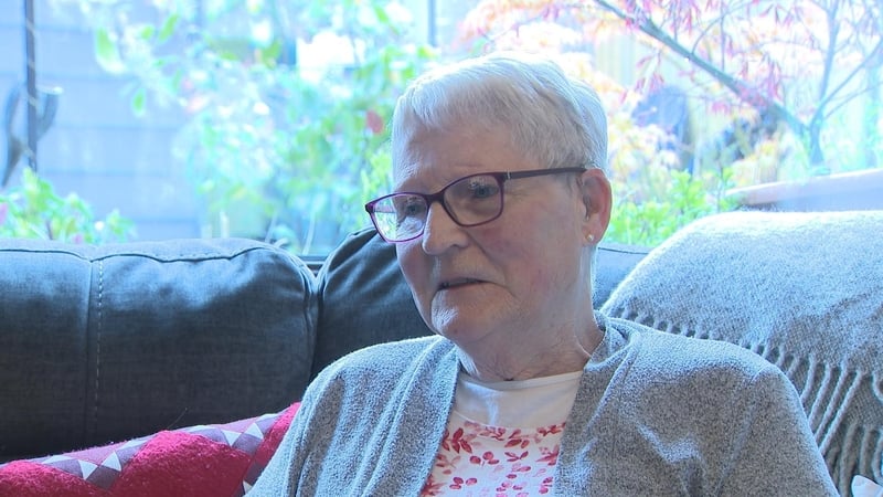 Widow of Denis Donaldson calls for inquiry into his death