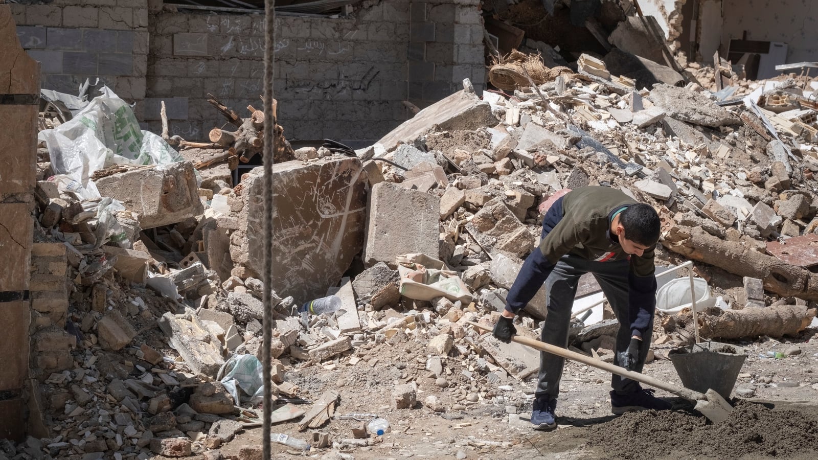 US pilot rescued after Iran shoots down plane - reports