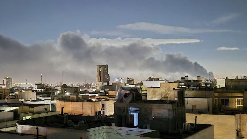 Fresh strikes on Tehran ahead of US deadline