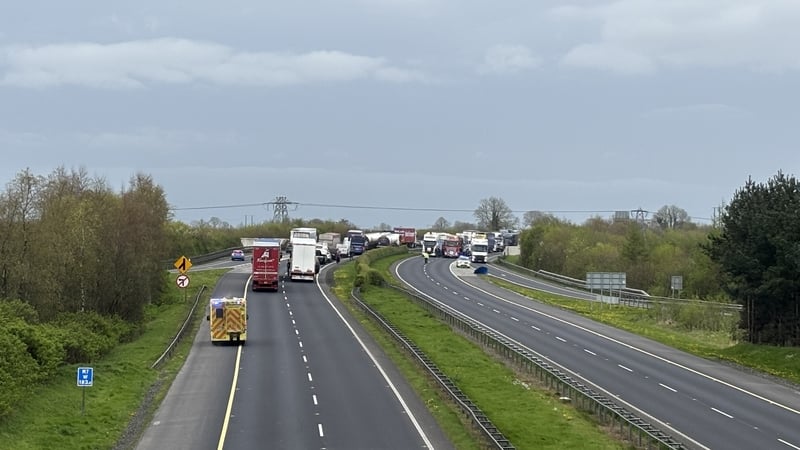 A road with a large amount of vehicles