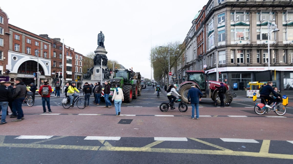 North and South quays of Dublin open to traffic this morning