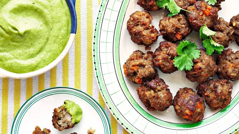 Brin Pirathapan's sausage pakoras