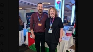 Caoimhín Mac Colaim agus Kyna Rushe show image