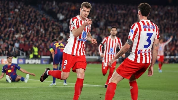 Alexander Sorloth of Atletico Madrid (l) after scoring against Barcelona - Champions League, April 2026