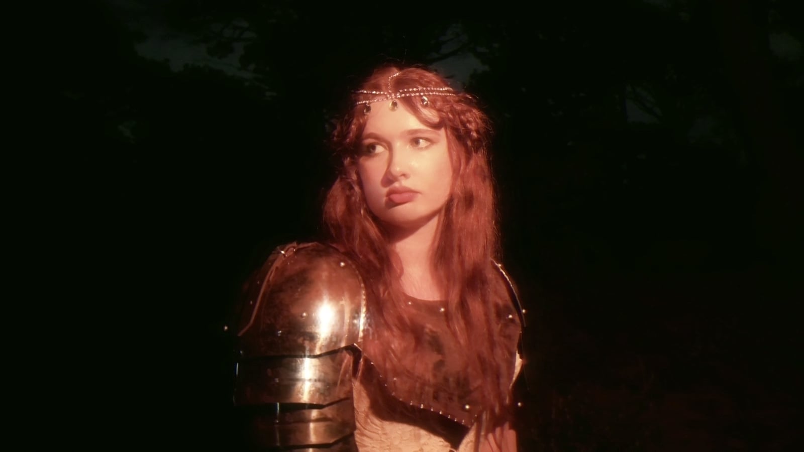 Behind the music - Julienne Harvey