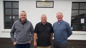 Joe Ó Dónaill agus Ray Mac Manáis. show image