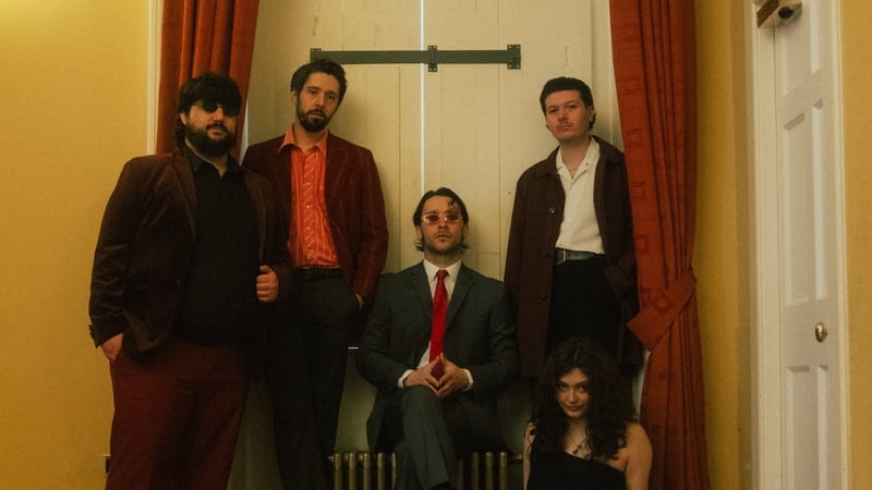 Behind the music - Frieda Star