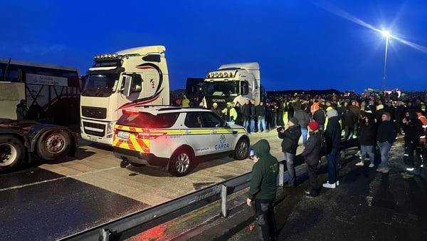 Food has been arriving all afternoon for demonstrators, many of whom have been here since Tuesday.
