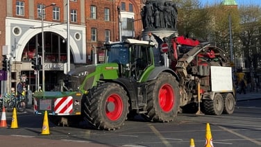 Tractors and trucks leave Dublin’s O’Connell Street