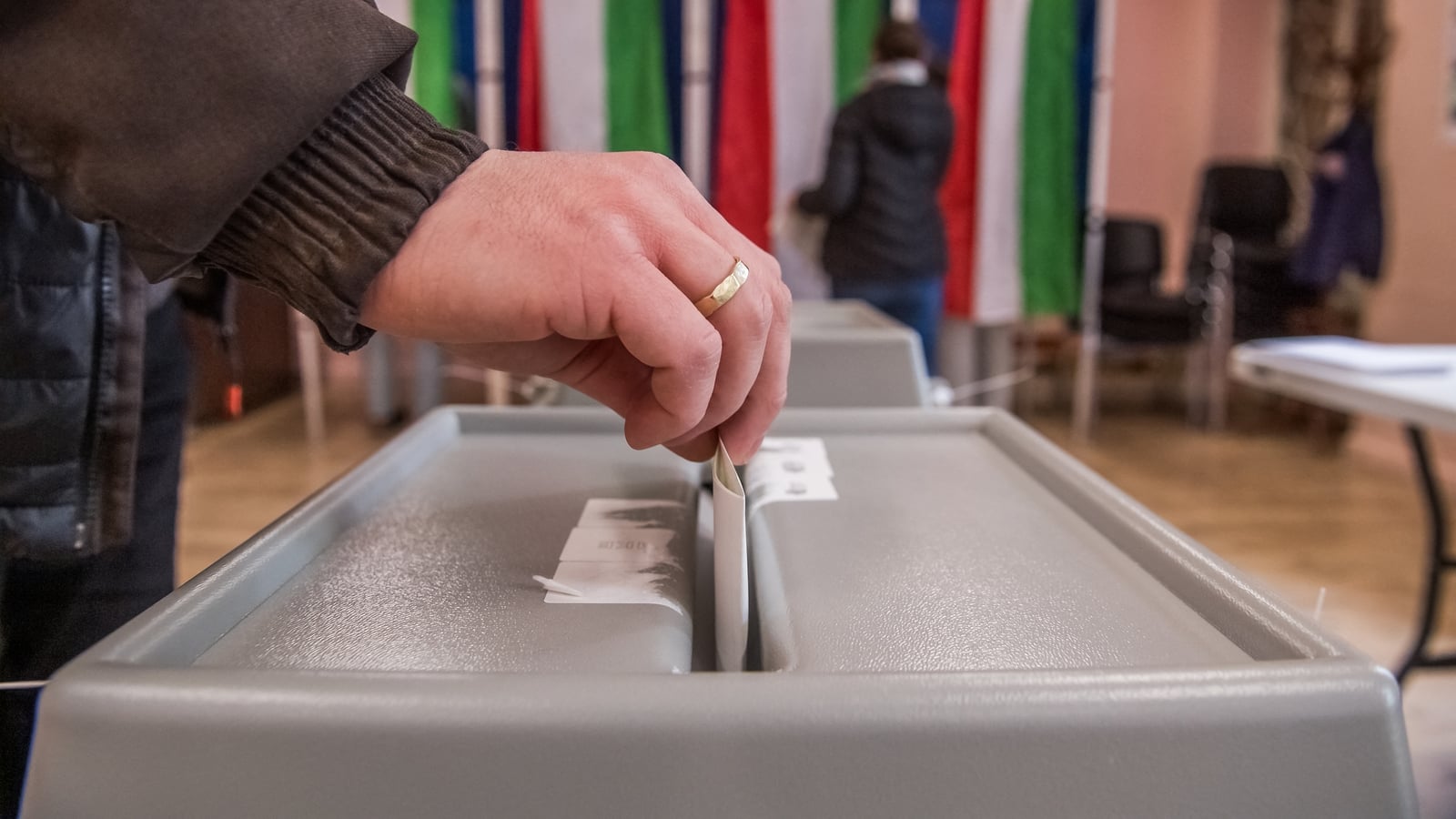 Hungary votes in election closely watched by EU, Russia