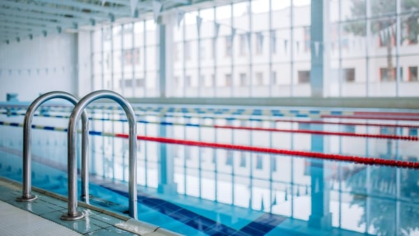 empty indoor swimming pool