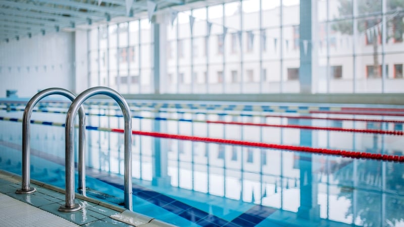 empty indoor swimming pool