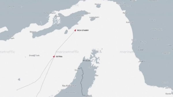 Maritime tracking data shows drop in traffic in Strait of Hormuz since start of war and blockade