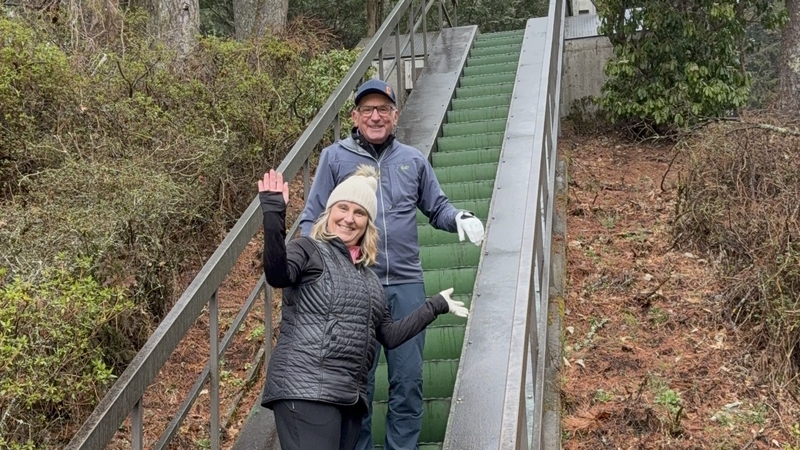outdoor escalators