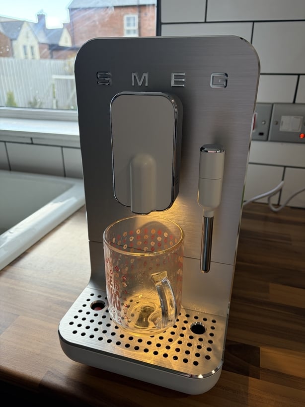 smeg coffee maching