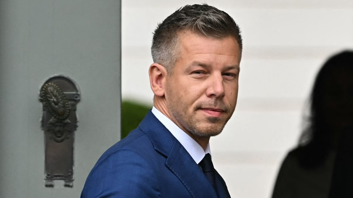 Hungary’s prime minister-elect to suspend state media news coverage