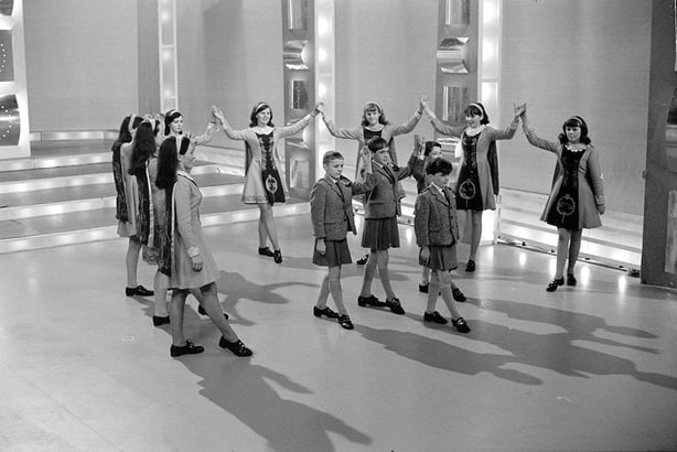 Inis Ealga Dancers on 'The Hour for Music' (1967). Photo by Roy Bedell.