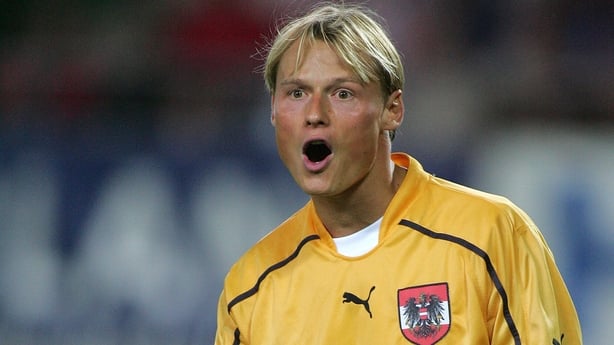 VIENNA, AUSTRIA - August 28: Alex Manninger of Austria shouting during the World Cup Qualifier Group 6 match between Austria and England at Ernst Happel Stadium on August 28, 2004 in Vienna, Austria. (Photo by Richard Sellers/Sportsphoto/Allstar via Getty Images) *** Local Caption ***Alex Manninger