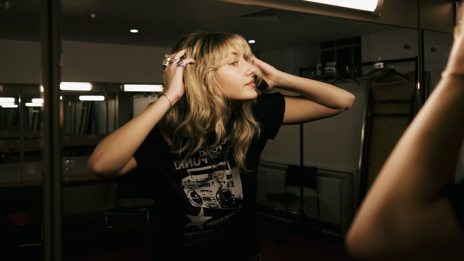 Behind the music - Iona Luke