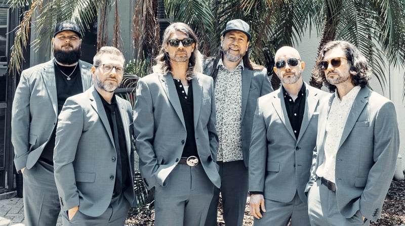 Behind the music - Taking Back Sunday
