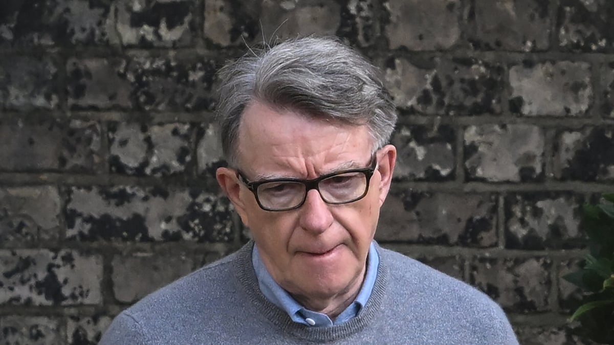 Senior UK civil servant ousted over Mandelson vetting