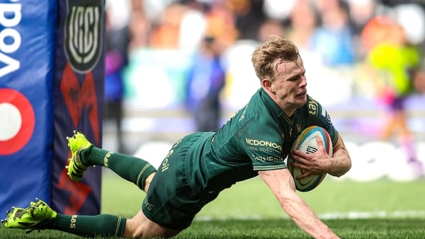 Ben Murphy of Connacht dives over to score Connacht’s fourth v Stormers, URC, April 2026