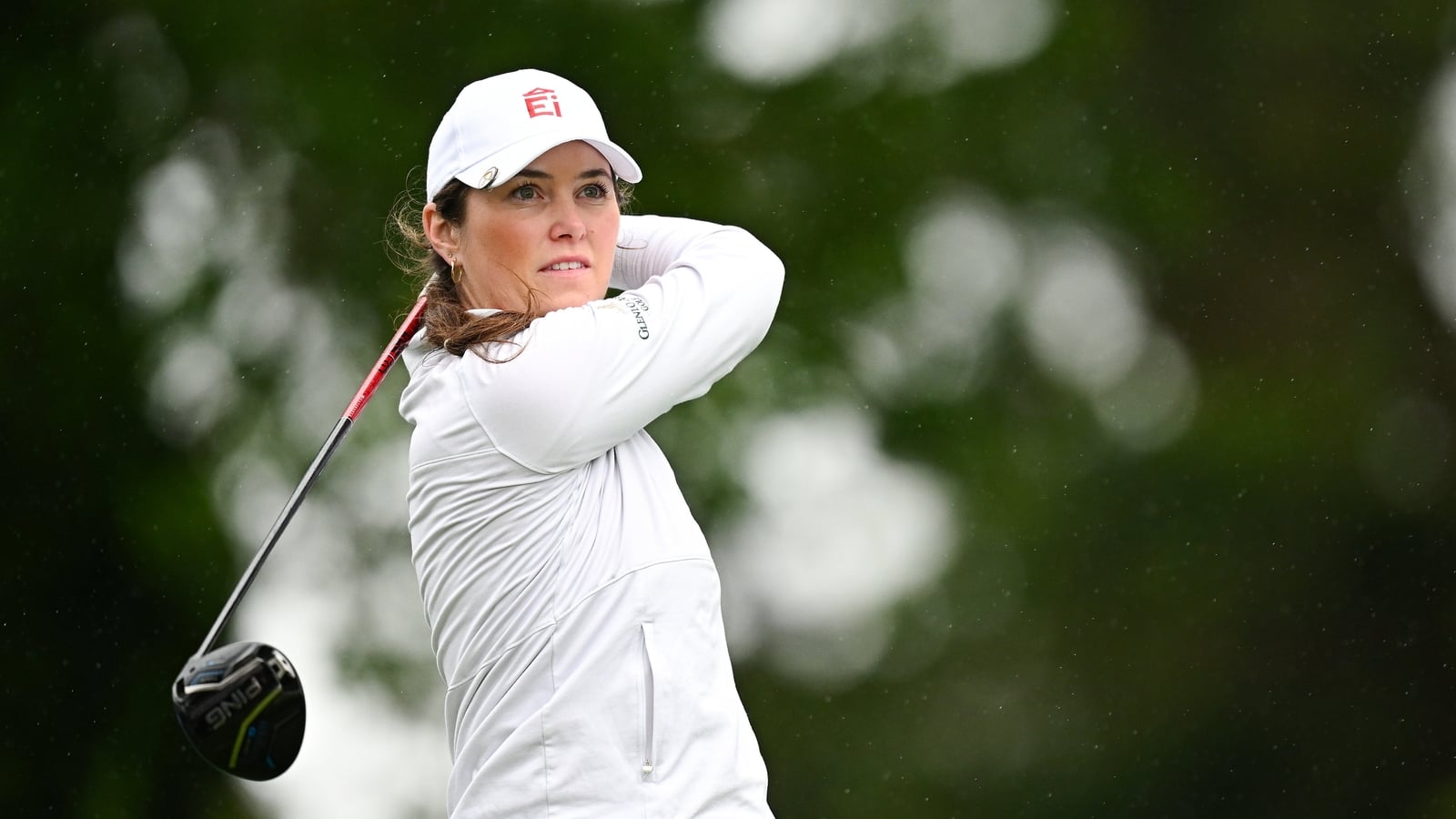 Laisne leads in Mauritius as Irish players struggle
