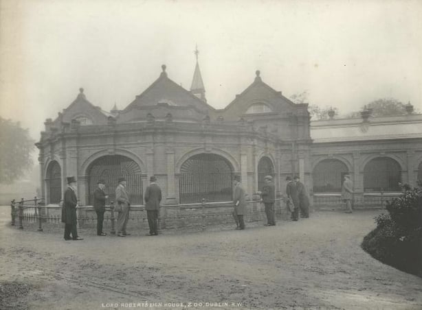 Lord Roberts Lion House, Royal Zoological Society of Ireland (Dublin Zoo), c. 1890s. Photo: Robert Welch 1859-1936