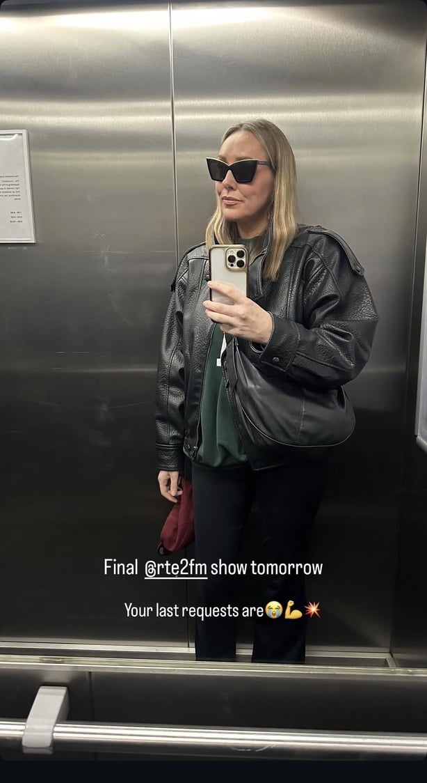 2FM DJ departing station