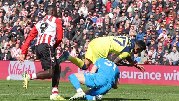 SUNDERLAND, ENGLAND - APRIL 12: Christian Romero and keeper Antonin Kinsky of Tottenham collide after Romero was challenged by Brian Brobbey of Sunderland (#9) during the Premier League match between Sunderland and Tottenham Hotspur at Stadium of Light on April 12, 2026 in Sunderland, United Kingdom