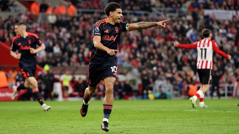 Forest hit Sunderland for five to ease clear of dropzone